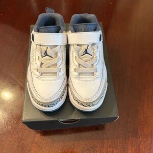 Jordan Spizike Low